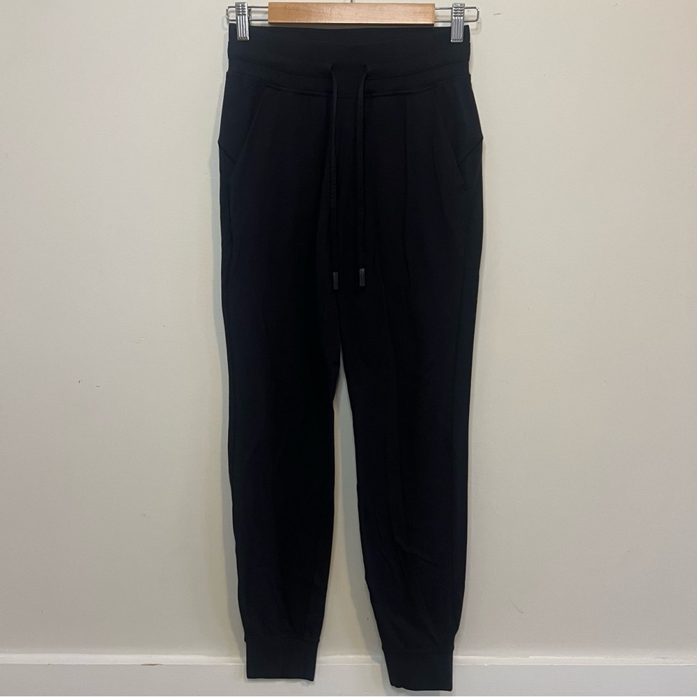 lululemon athletica Women’s Black Joggers Loungewear Yoga Gym Workout Fitness